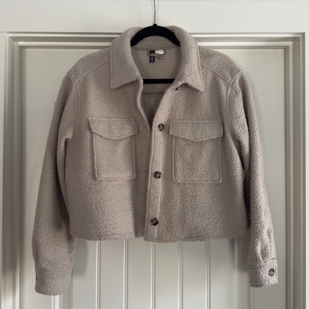 H&M Beige Cropped Oversized Teddy Jacket